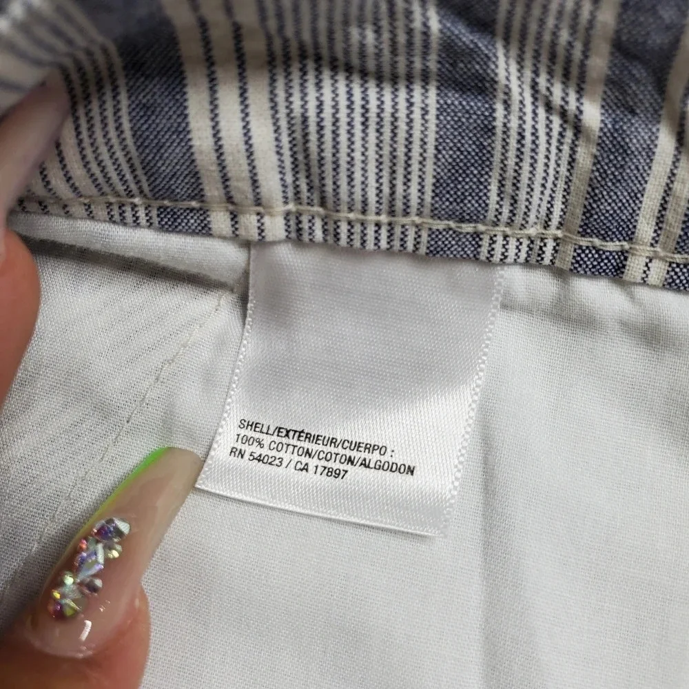 Old‎ Navy Striped Cuffed Shorts